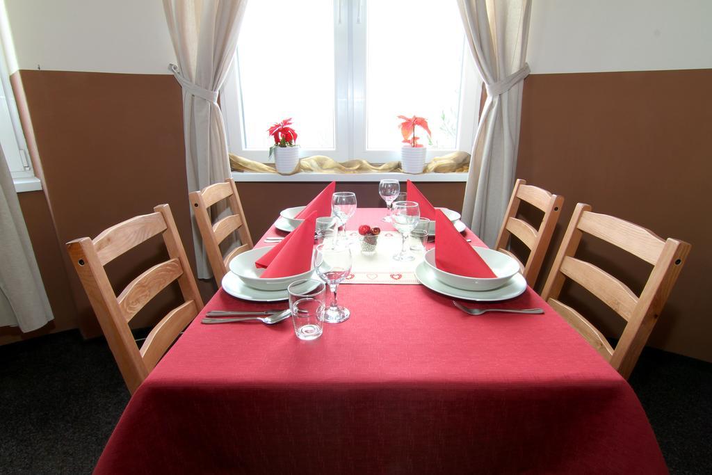 博拉纳膳食公寓旅馆 Vysoké Tatry 外观 照片